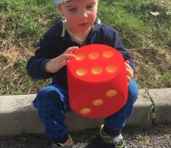 Tout Pour le Jeu Dé géant 16 cm en mousse tactile ROUGE