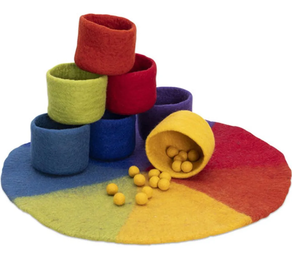 Tout Pour le Jeu Ensemble de tri 120 pièces : tapis, bol et boules en feutrine