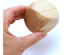 Tout Pour le Jeu Grand dé vierge 50 mm en bois verni naturel neutre 5 cm