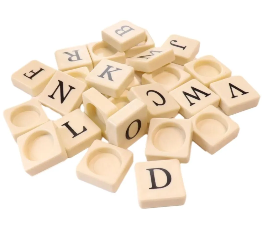 Tout Pour le Jeu Jeton Lettre de l'alphabet en plastique à l'unité