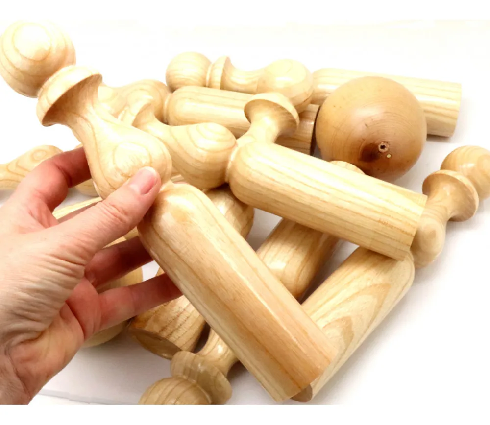 Enfant Tout Pour le Jeu Jeu 9 Quilles bois verni de 24 cm + 2 boules en bois