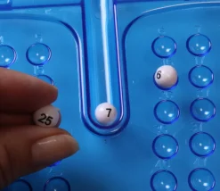 Tout Pour le Jeu Jeu de mini loto familial avec boulier