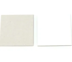 Tout Pour le Jeu Kit Jeu mémo à personnaliser : Boite + 24 carrés 4 x 4 cm + 48 étiquettes
