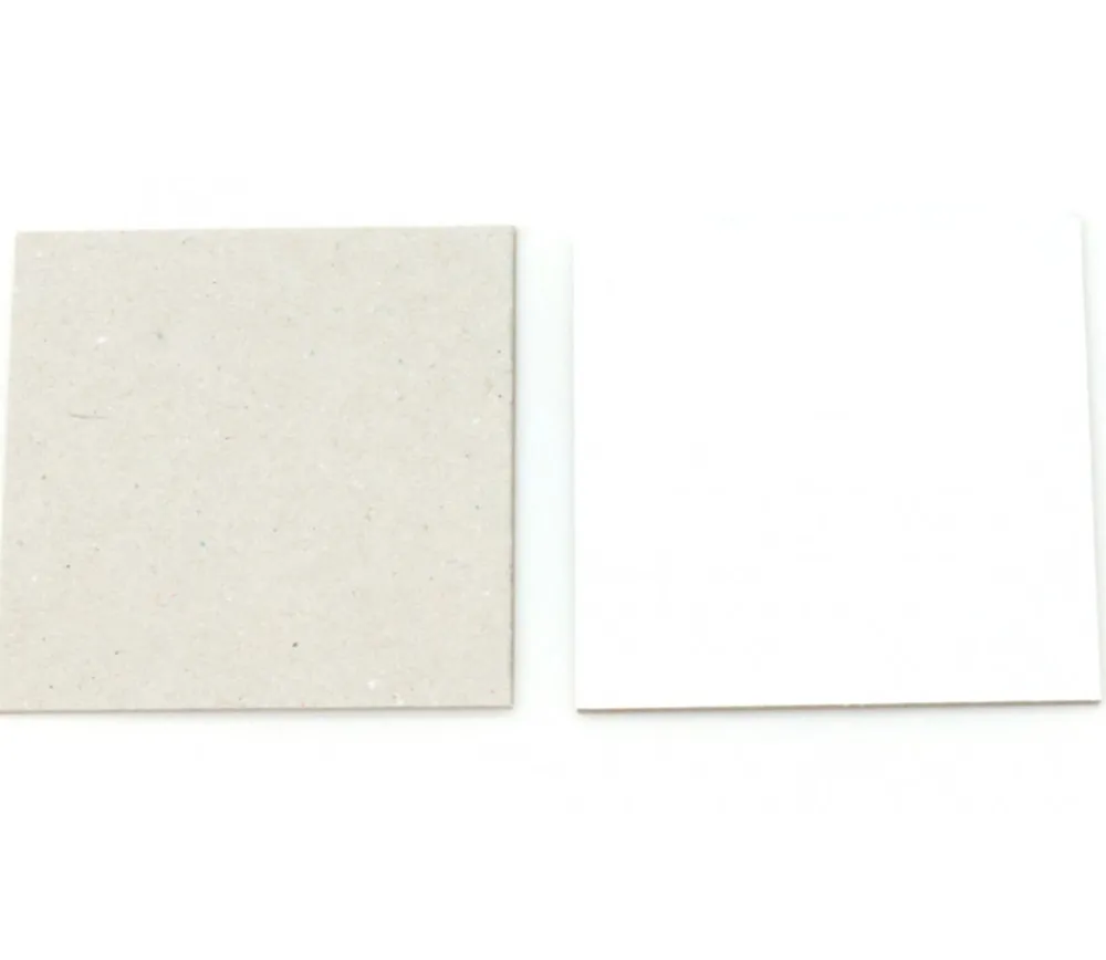 Tout Pour le Jeu Kit Jeu mémo à personnaliser : Boite + 24 carrés 4 x 4 cm + 48 étiquettes