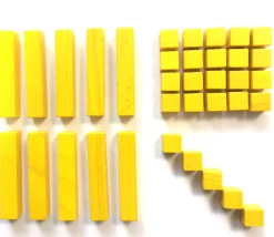 Tout Pour le Jeu Kit Math 25 cubes bois 10x10x10 mm et 10 baguettes 10x10x50 mm
