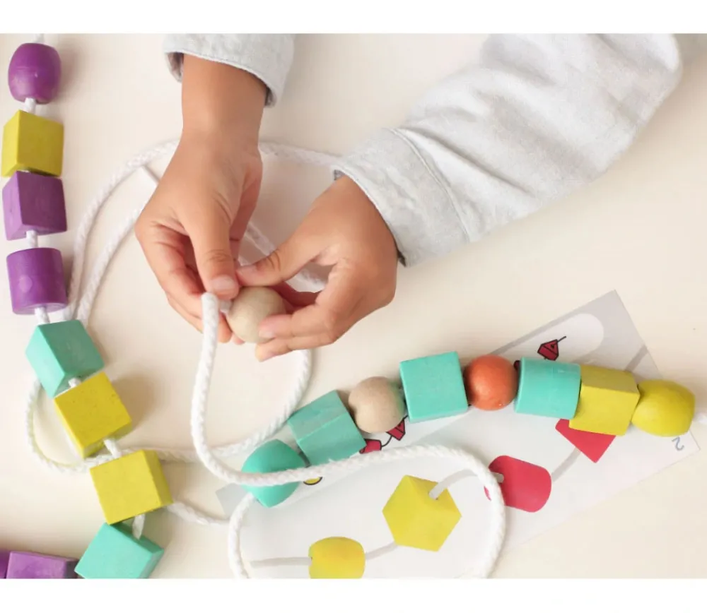 Tout Pour le Jeu Kit Perles Bois éco + fiches activités