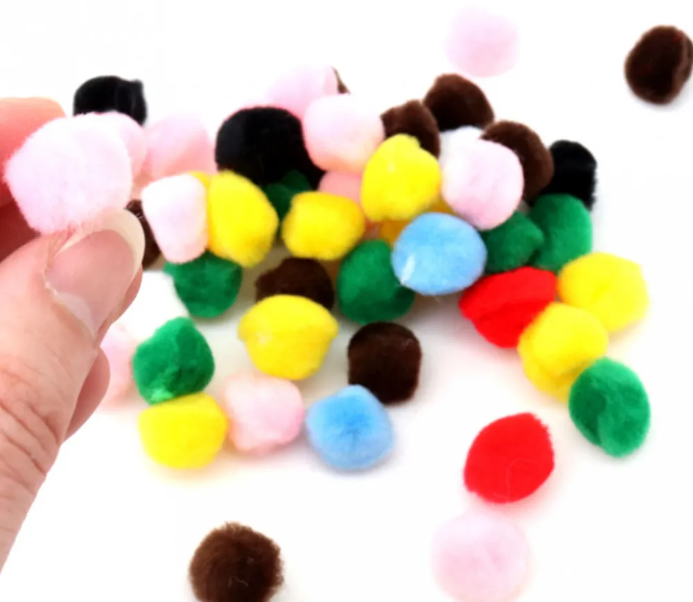 Tout Pour le Jeu Lot 50 pompons multicolores 15 mm