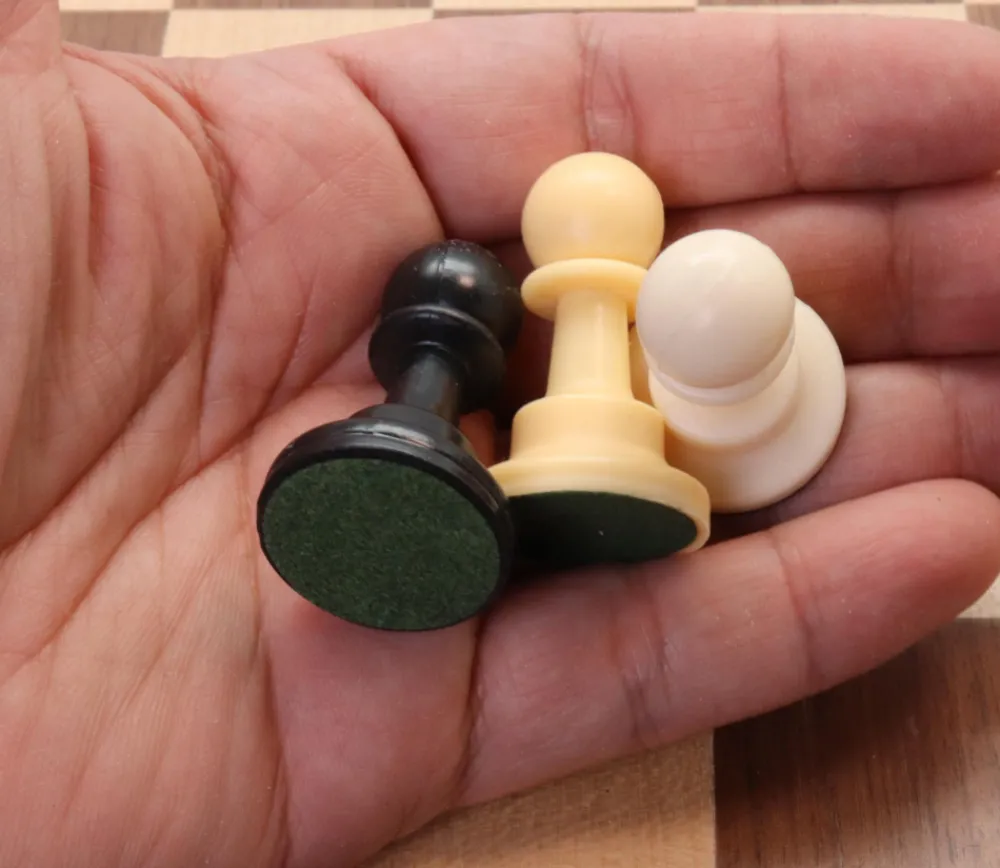Tout Pour le Jeu Pion en plastique 37 x 22 mm pour jeu à l'unité