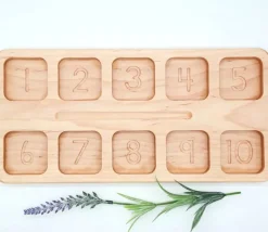 Tout Pour le Jeu Plateau bois massif de 10 compartiments de 1 à 10 - Math Montessori