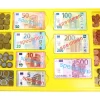 Tout Pour le Jeu Plateau géant avec 290 pièces et billets euros factices de jeux