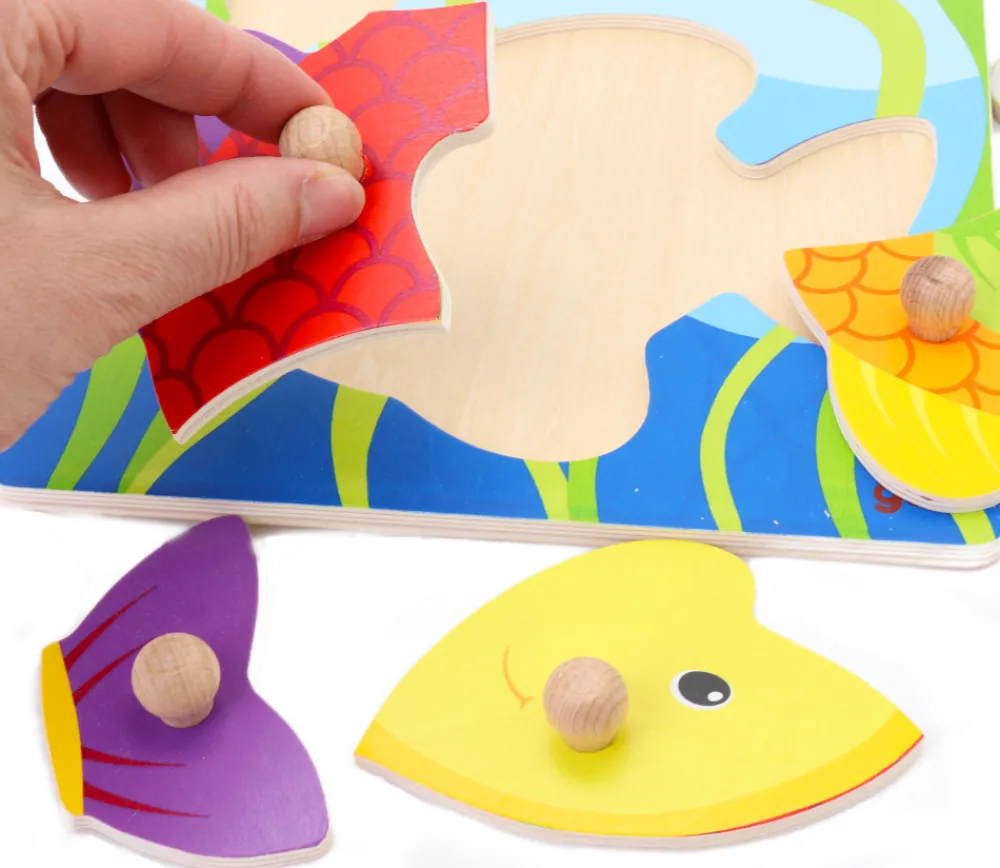 Tout Pour le Jeu Puzzle en bois poisson - 5 pièces à boutons à encastrer