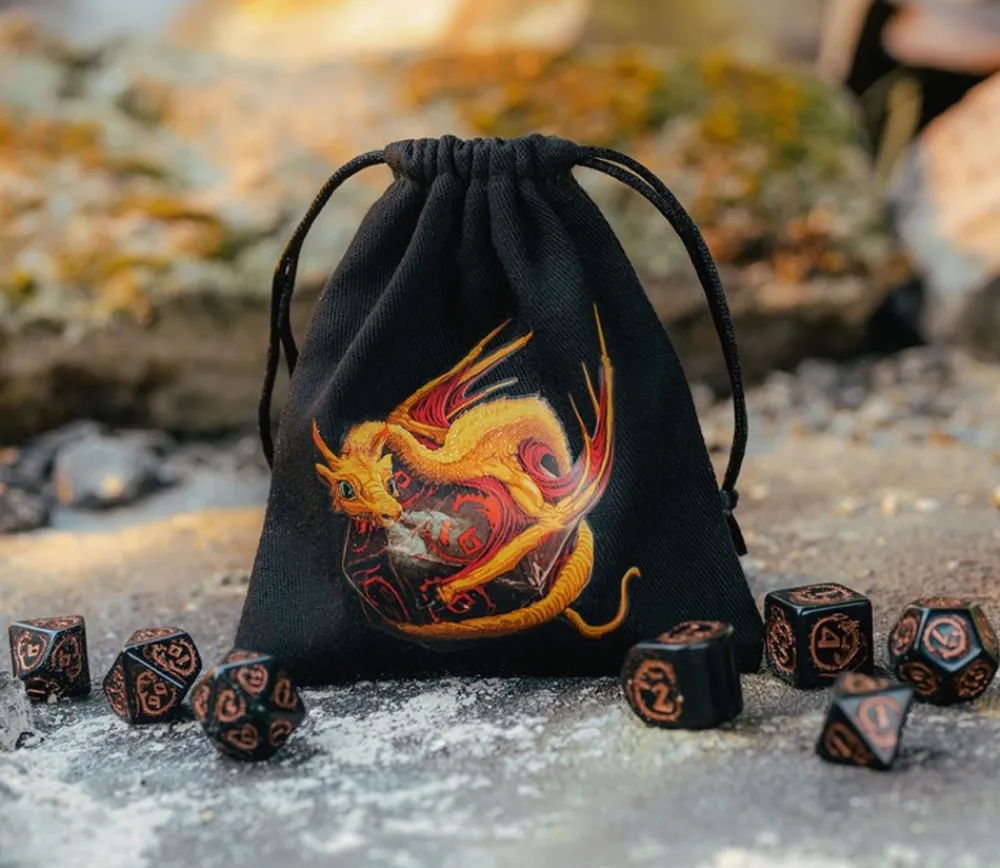 Tout Pour le Jeu Sac de dés noir Adorable Dragon 11x10 cm