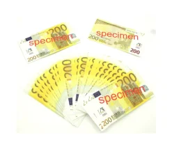 Tout Pour le Jeu Set 100 billets de 200 euros factices pour jeux