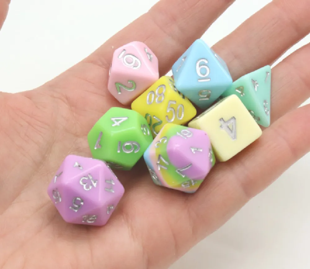 Tout Pour le Jeu Set 8 dés multi-faces pastels