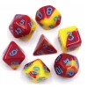 Tout Pour le Jeu Set 7 dés multi-faces rouges et jaunes opaques