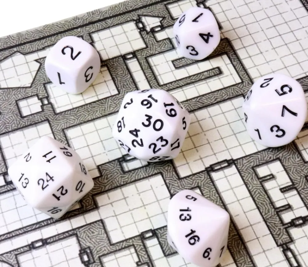 Tout Pour le Jeu Set 6 dés multi-faces spéciaux opaque blanc