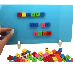 Tout Pour le Jeu Tableau bois magnétique avec 69 jetons lettres bois aimantées