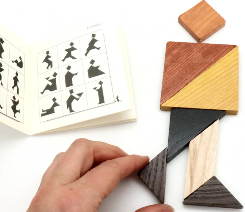 Tout Pour le Jeu Tangram en bois 12 cm. Fabrication Jura
