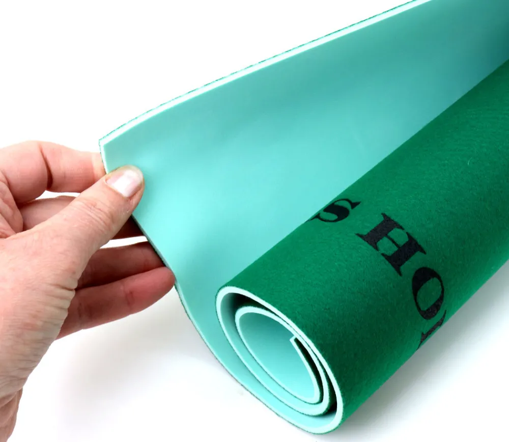 Tout Pour le Jeu Tapis de jeu Poker 40 x 60 cm feutrine et dos latex