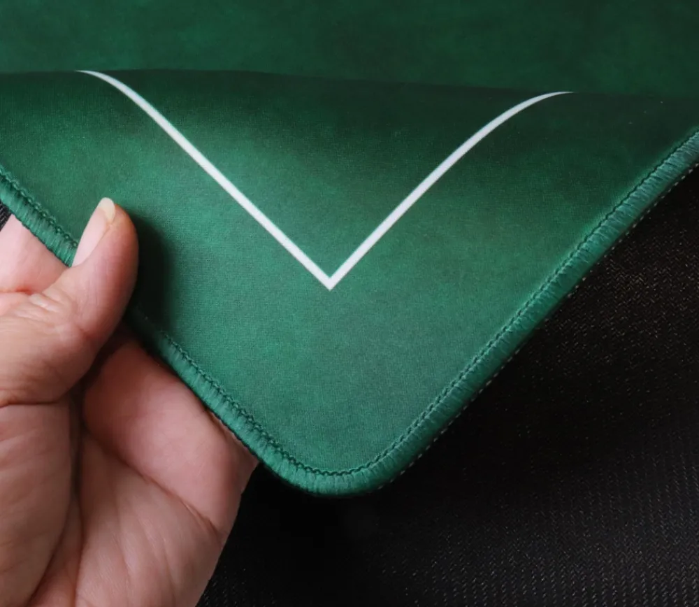 Tout Pour le Jeu Tapis Tarot premium carré 60 cm vert Tarot double couture points cardinaux
