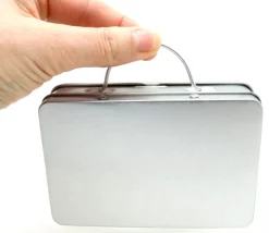 Tout Pour le Jeu Valisette boite métal avec anse 120 x 80 x 35 mm