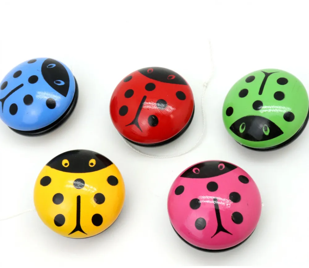 Tout Pour le Jeu Yoyo coccinelle en bois à l'unité 5,6 cm